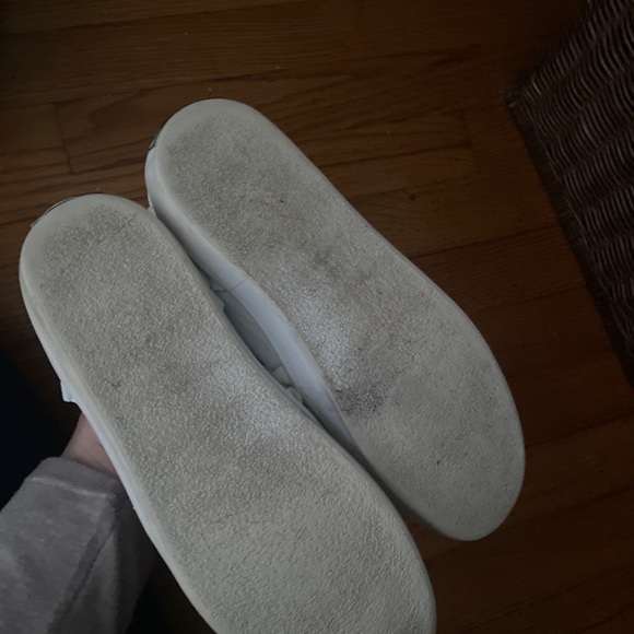 Kate Spade leather ruffle slip on sneakers 8.5 - Picture 4 of 4